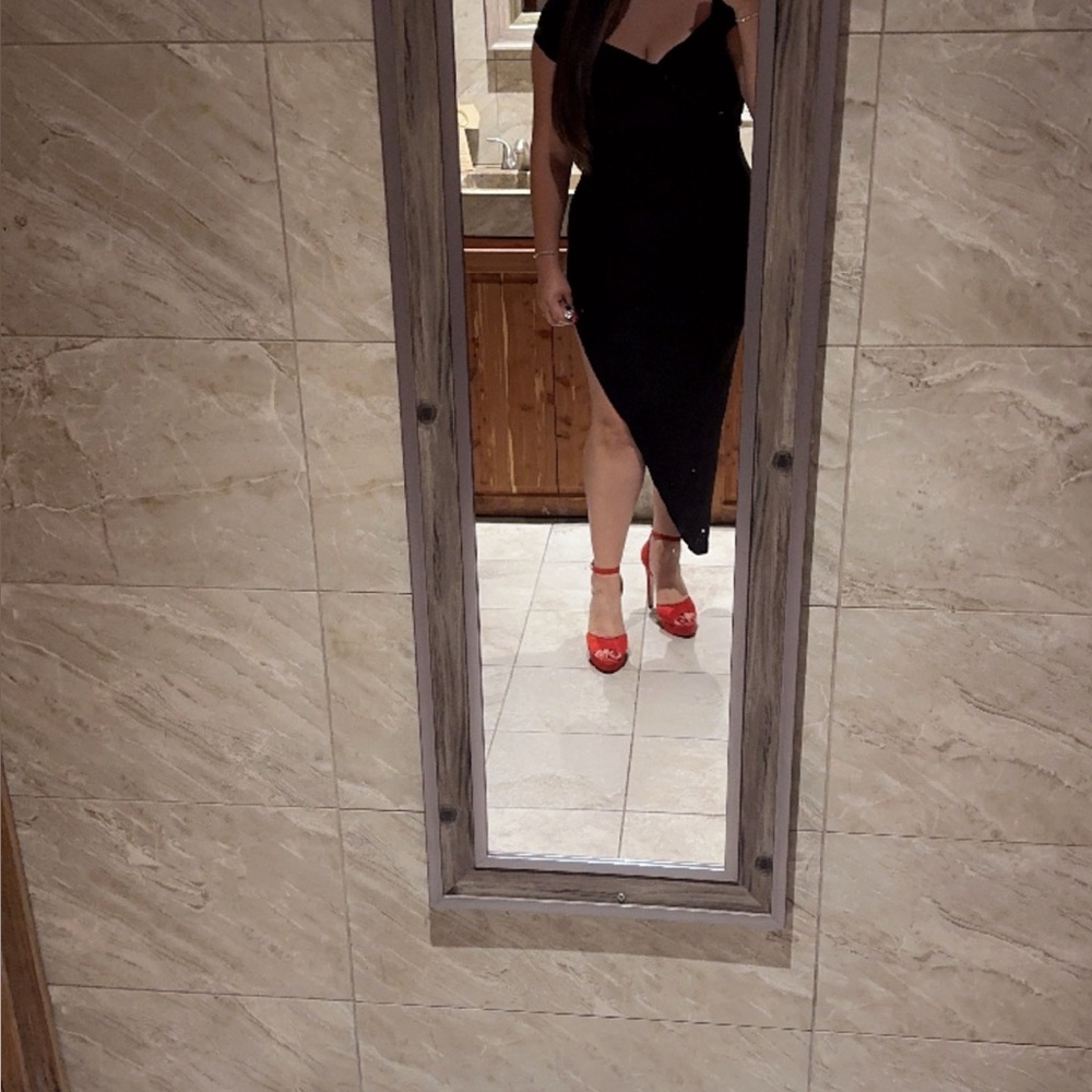 Norma Kamali Black Asymmetrical Dress - Picture 6 of 6